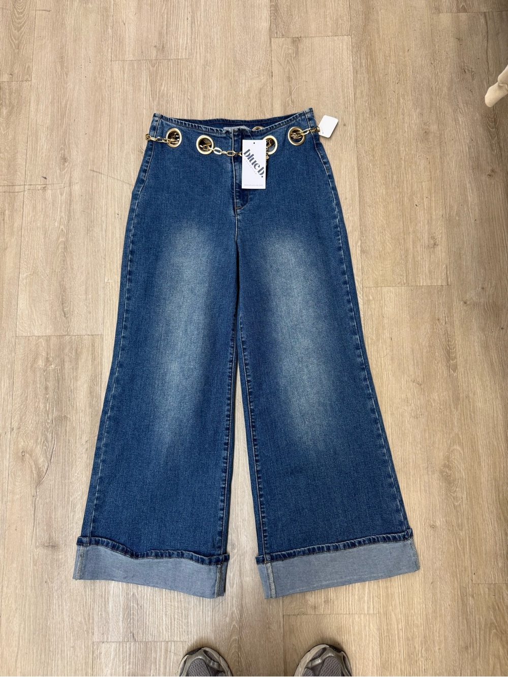 NWT Belted Grommet Wide Leg Jeans Sz S